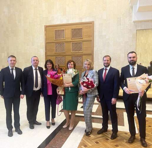 Лучших учителей и педагогов дополнительного образования сегодня чествовали в Санкт-Петербурге